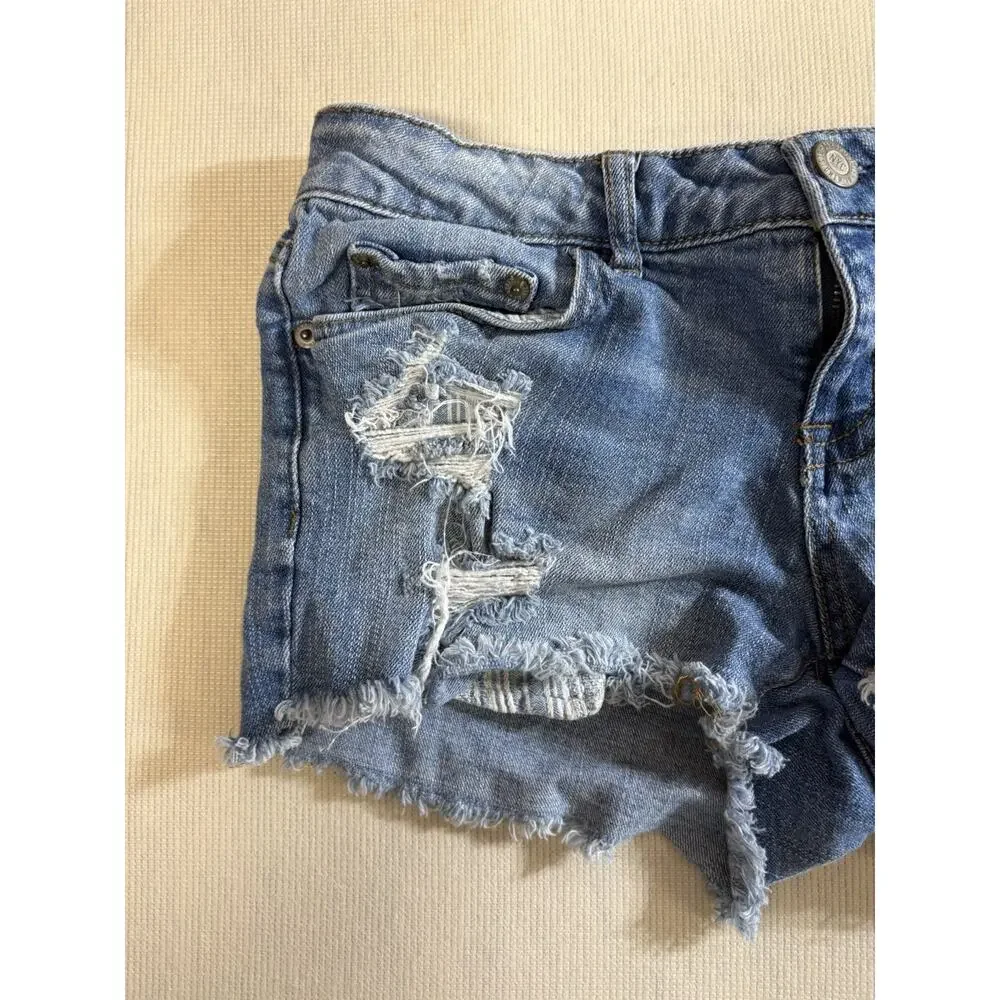Aeropostale Shorty Blue Denim Shorts Size 6 Medium Wash Distressed Cutoff